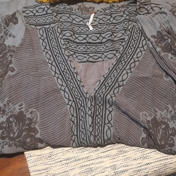 Free people XS flowy v-neck tunic with pockets - Picture 3 of 5